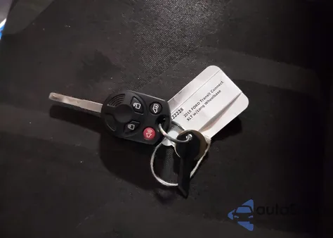 2015 Ford Transit Connect Xlt z USA, uszkodzony, nr VIN NM0LS7FX1F1188063